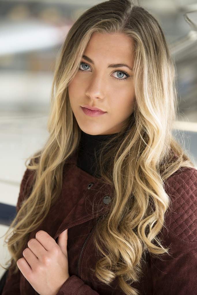 Outdoor blonde portrait photographed in Gainesville
