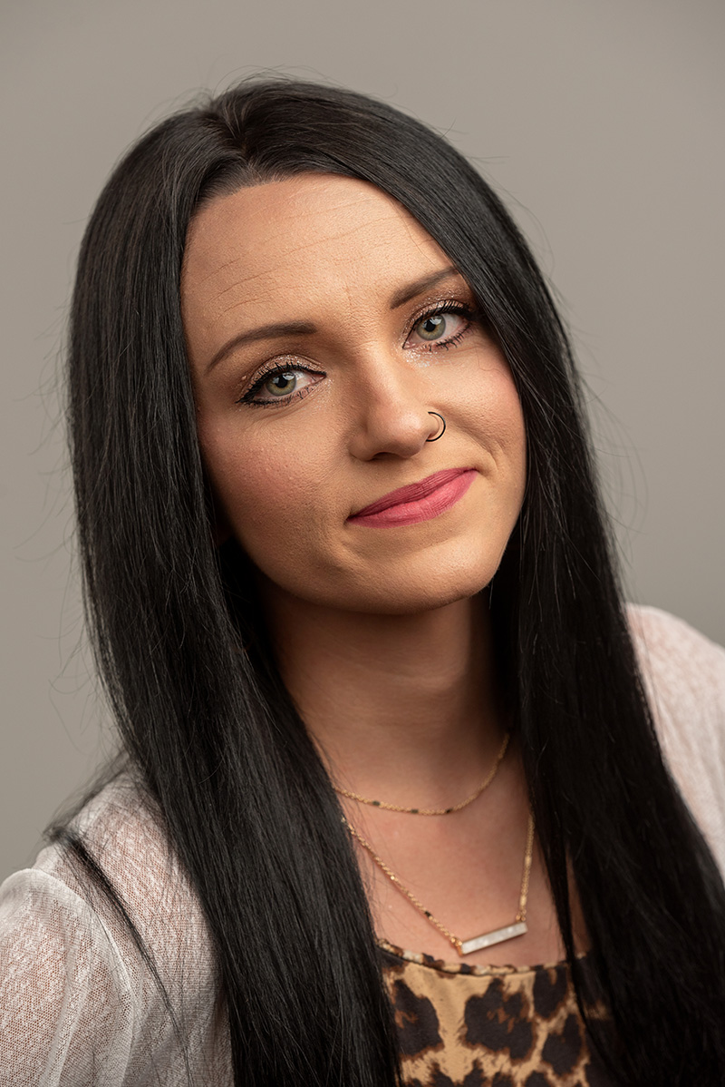Professional Business Headshot – Danielle