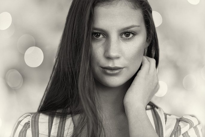 Acting Headshot, black and white, Autumn