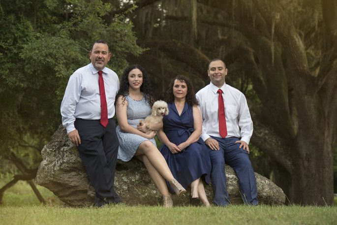 Family Portrait, Gainesville, Florida photographed as a Gainesville portrait session by PhotoTale Studio.